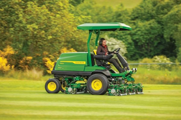 John Deere 7500A E-Hybrid - Image 3