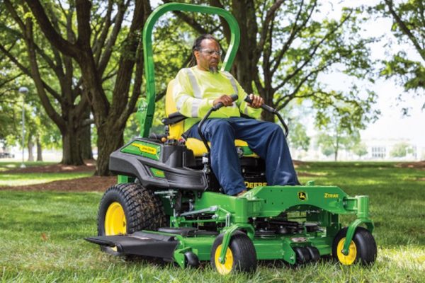 John Deere Z955R Zero Turn Mower - Image 4