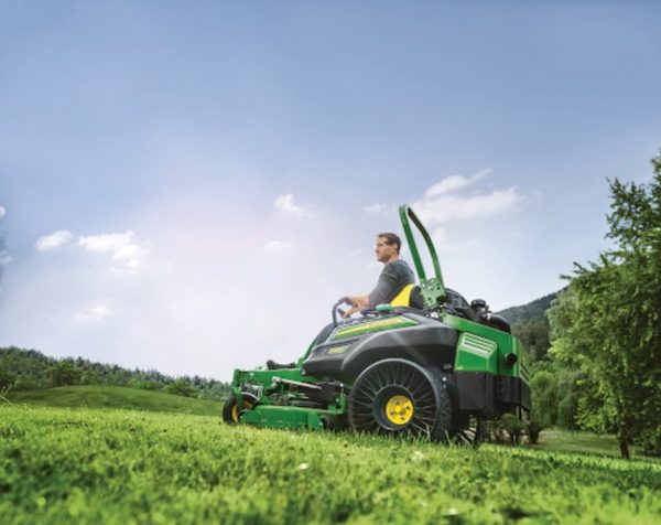 John Deere Z994R  Zero Turn Mower - Image 4