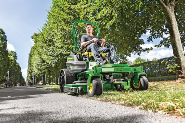 John Deere Z997R  Zero Turn Mower - Image 4